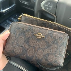 Coach bag and wallet in signature print